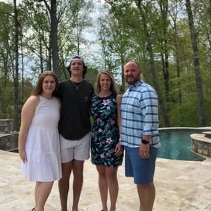 Meet your Posher, Stacy